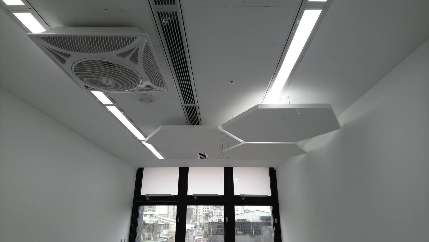 漂浮天花_250924_10LINE_ALBUM_Rockfon